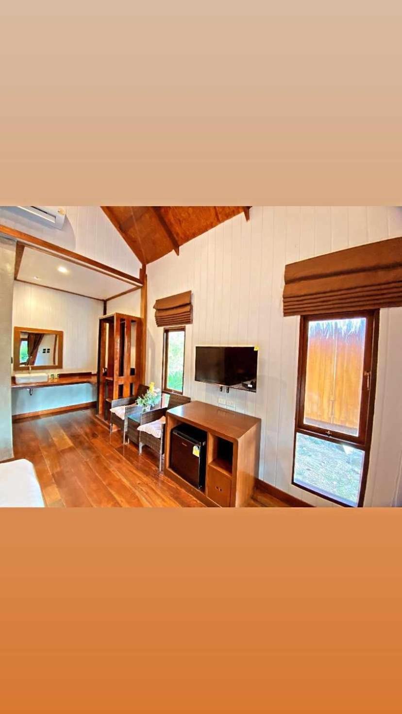 Little Rock Kohjum Hotel Koh Jum Exterior foto